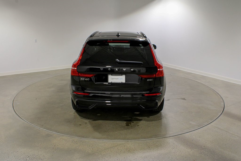 2024 Volvo XC60 B5 Plus photo 4