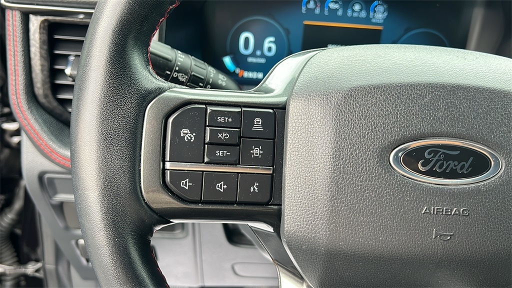 2022 Ford Expedition Limited photo 17