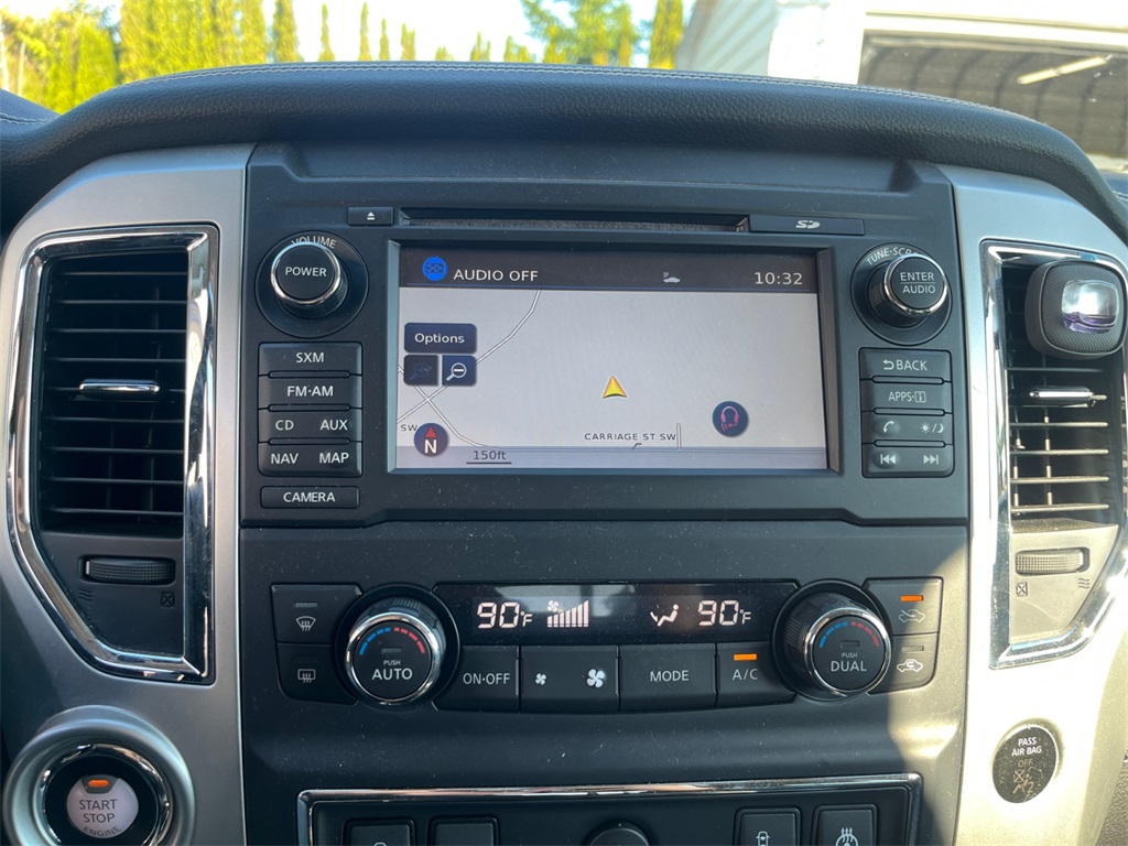 2018 Nissan Titan PRO-4X photo 18