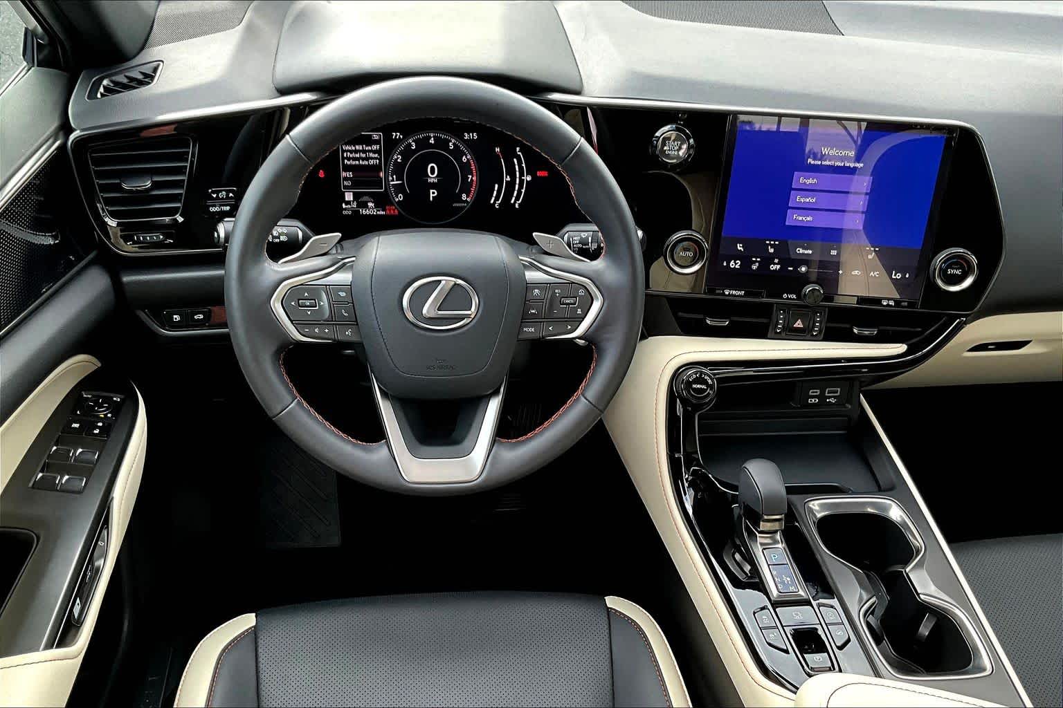 2024 Lexus NX 350 photo 3