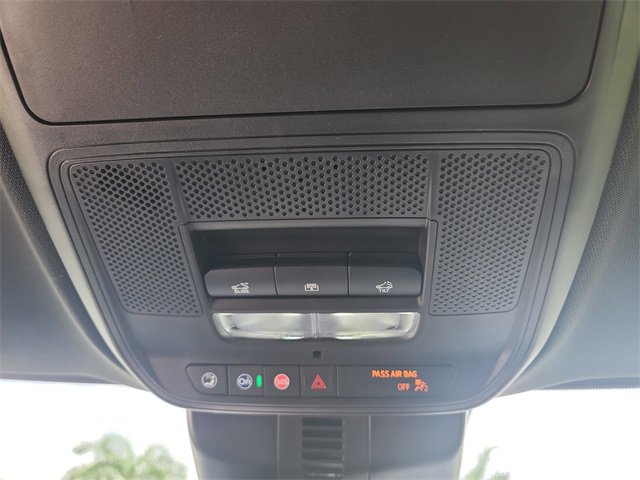 2025 Gmc Acadia Elevation photo 31