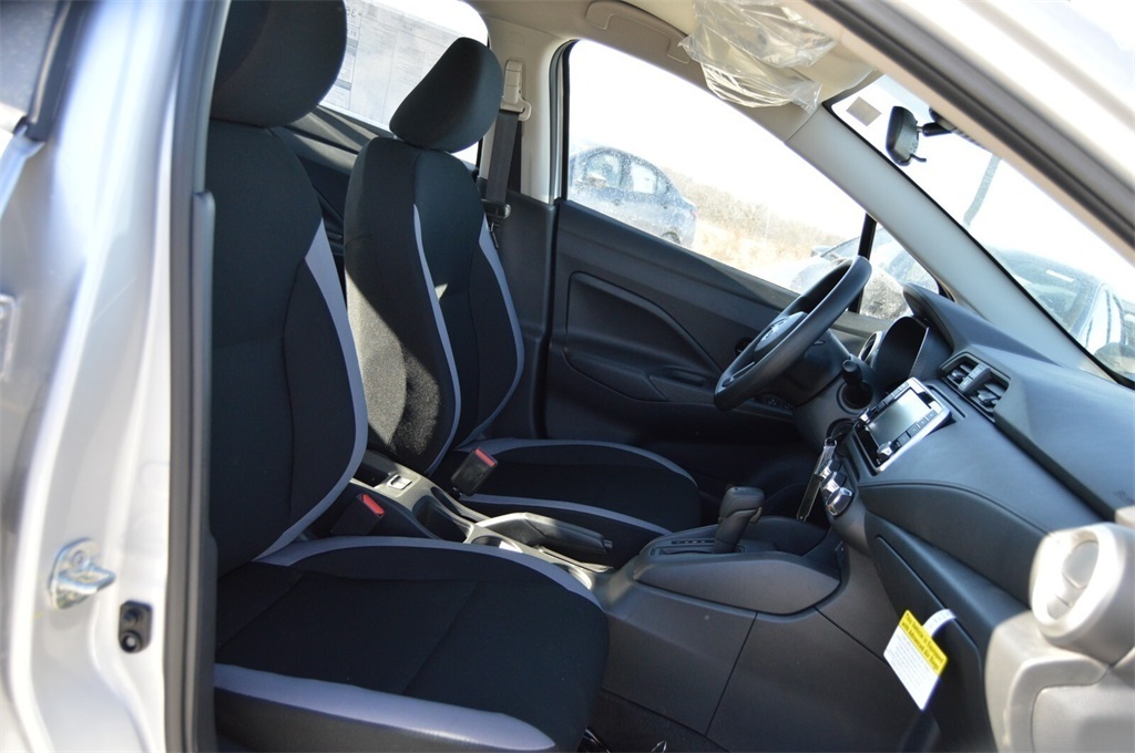 2025 Nissan Versa S photo 15