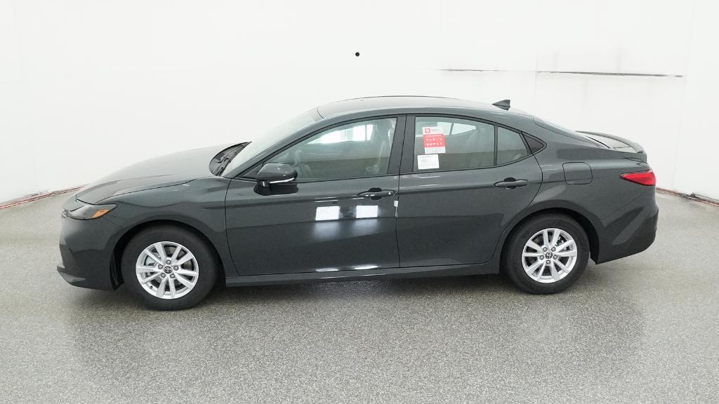 2026 Toyota Camry LE photo 9