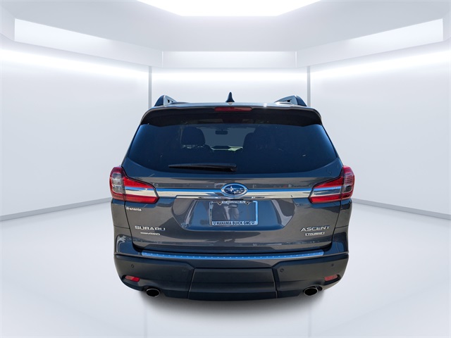 2022 Subaru Ascent Touring photo 3