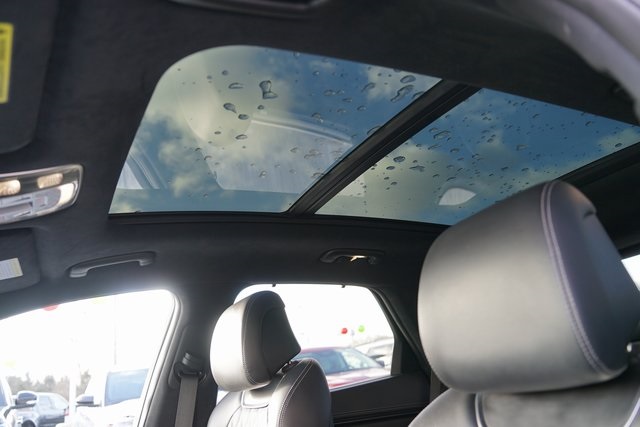 2024 GENESIS GV70 - Image 13