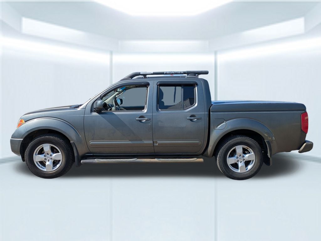 2006 Nissan Frontier LE photo 2