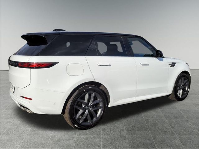 2025 Land Rover Range Rover Sport SE photo 5