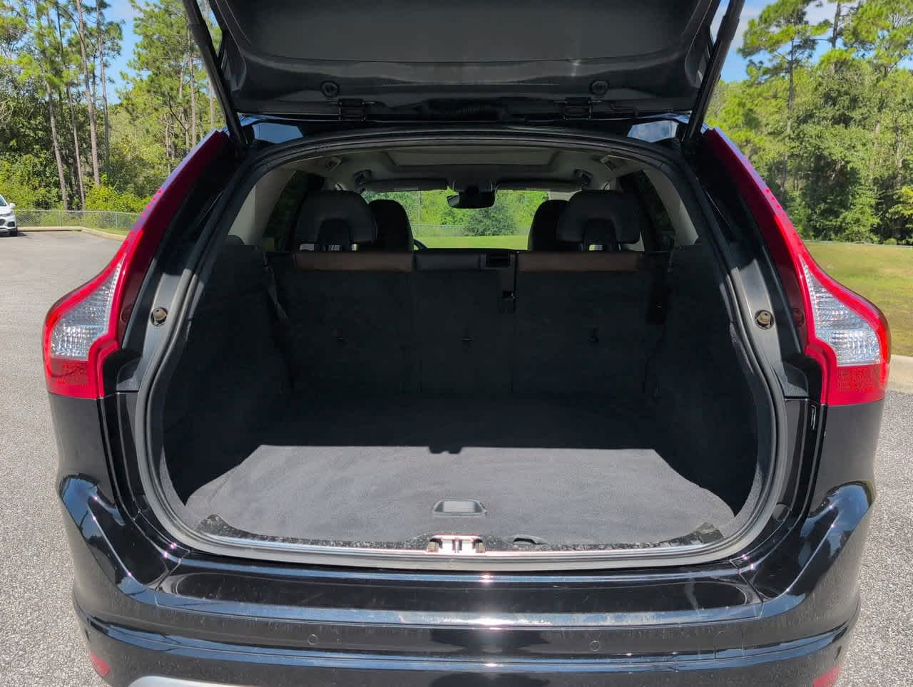 2017 Volvo XC60 Dynamic photo 13