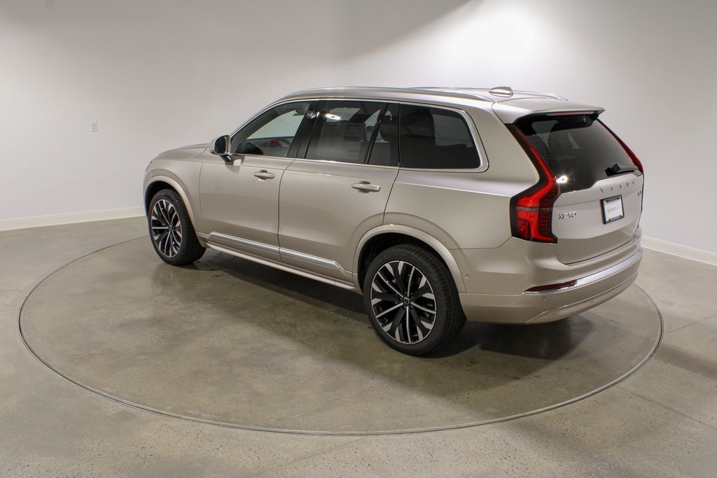2026 Volvo XC90 Plus photo 2