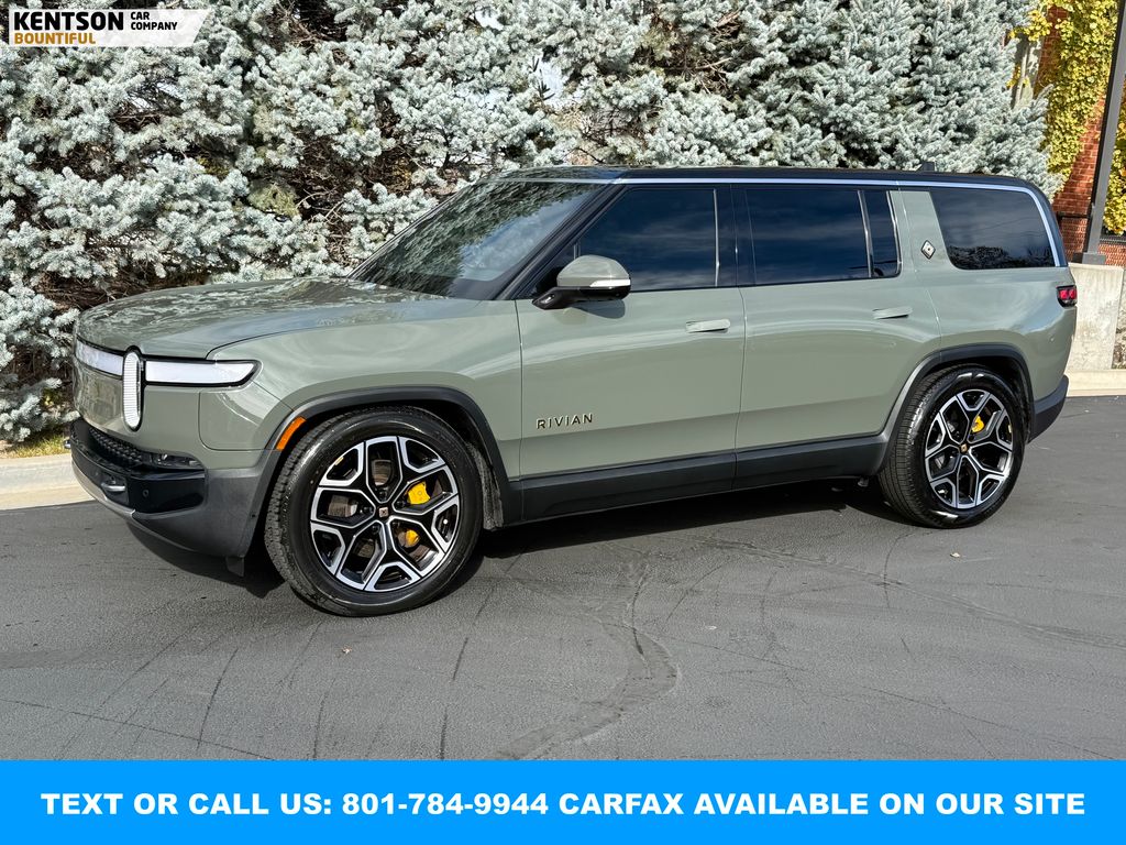 2022 Rivian R1S Launch Edition's photo