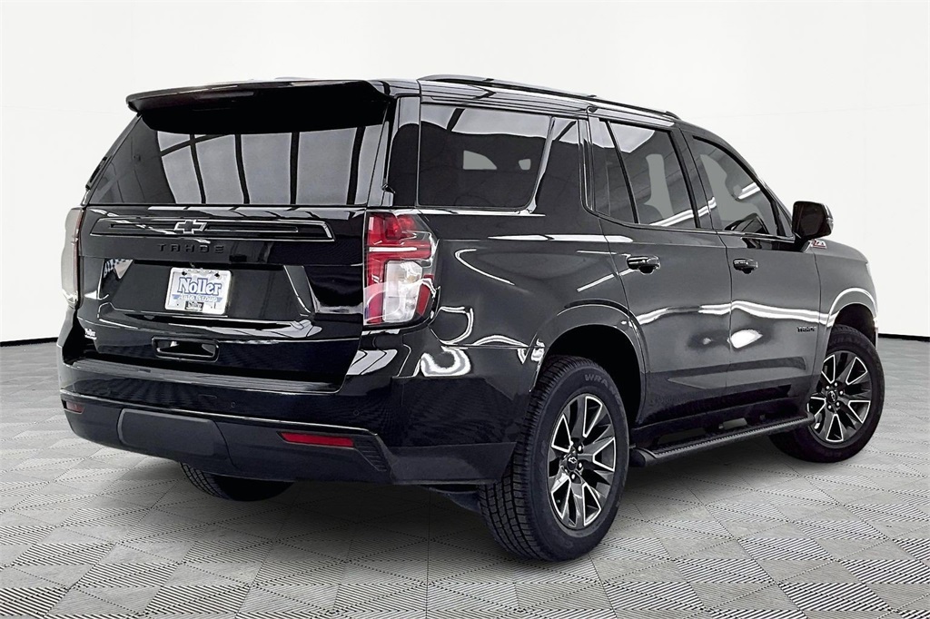 Used 2024 Chevrolet Tahoe Z71 with VIN 1GNSKPKD4RR102302 for sale in Kansas City