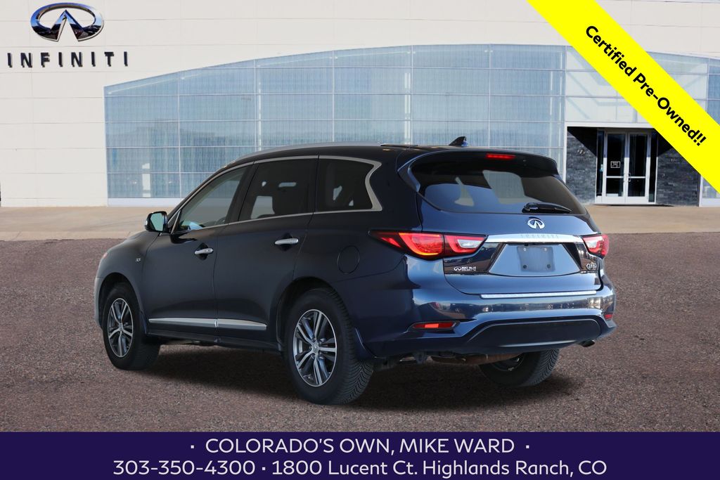 2017 Infiniti QX60 Base photo 3