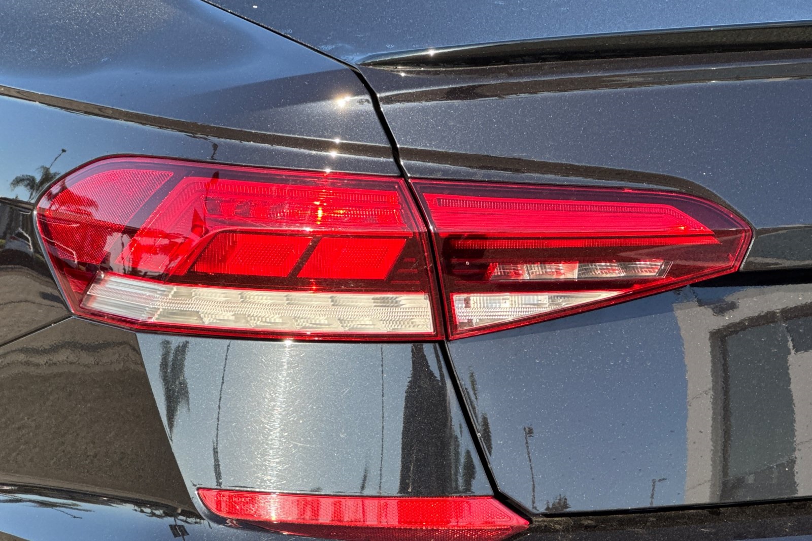 2020 Volkswagen Passat 2.0T R-Line photo 24