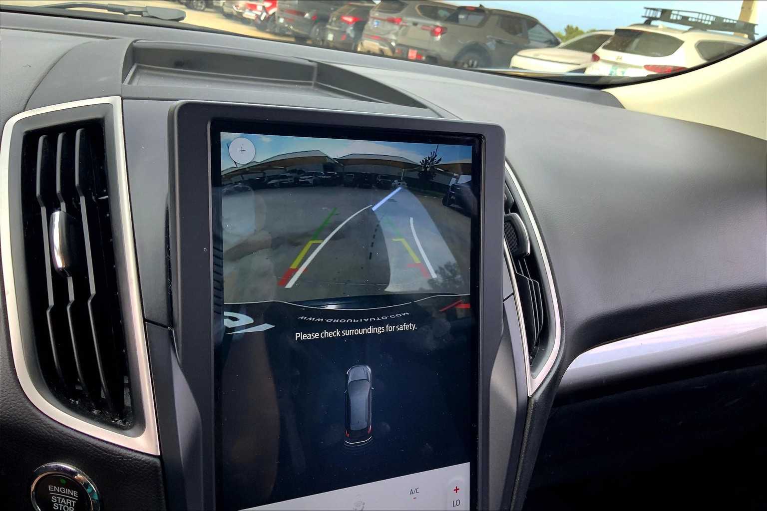 2022 Ford Edge SE photo 48