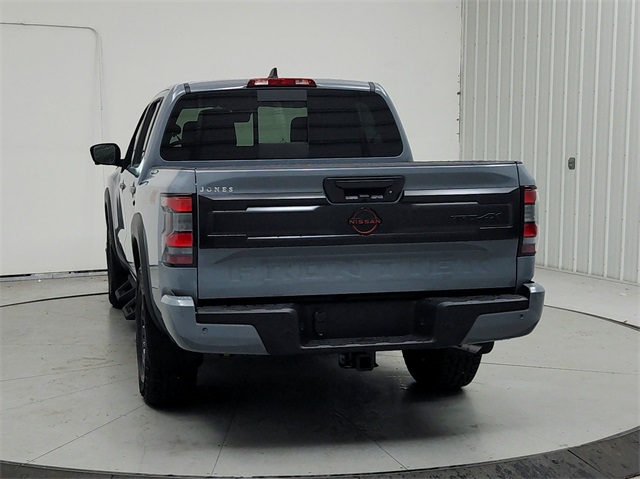 2026 Nissan Frontier PRO-4X photo 2