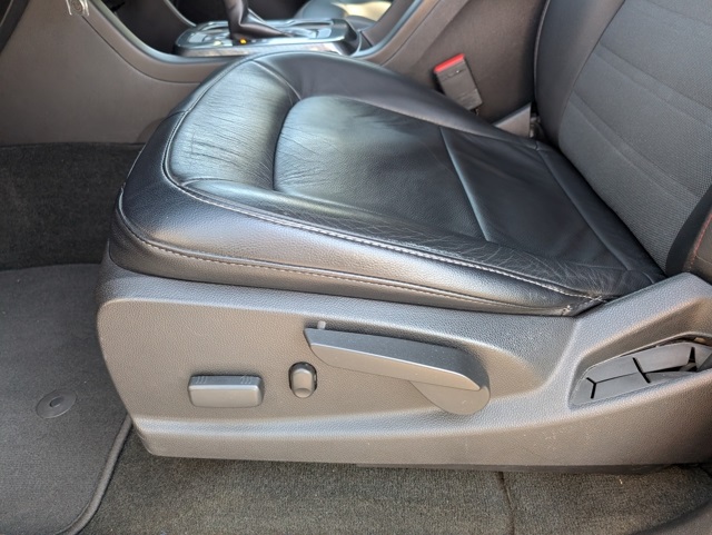 2015 Gmc Canyon SLE photo 24