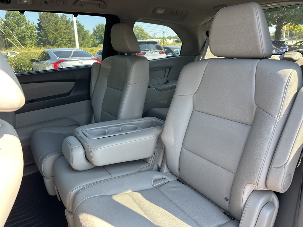 2017 Honda Odyssey EX-L photo 12