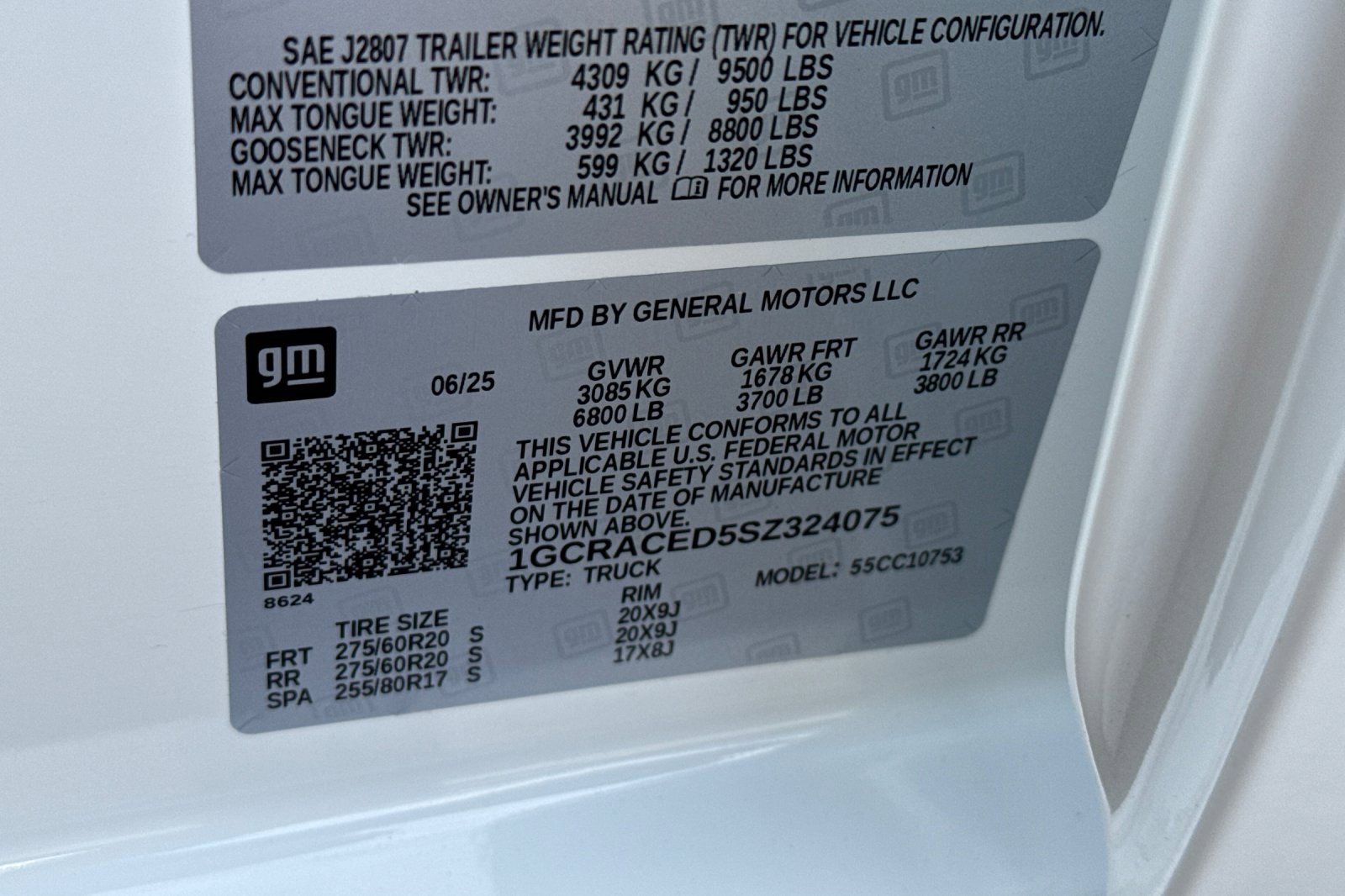 2025 Chevrolet Silverado 1500 LT photo 26