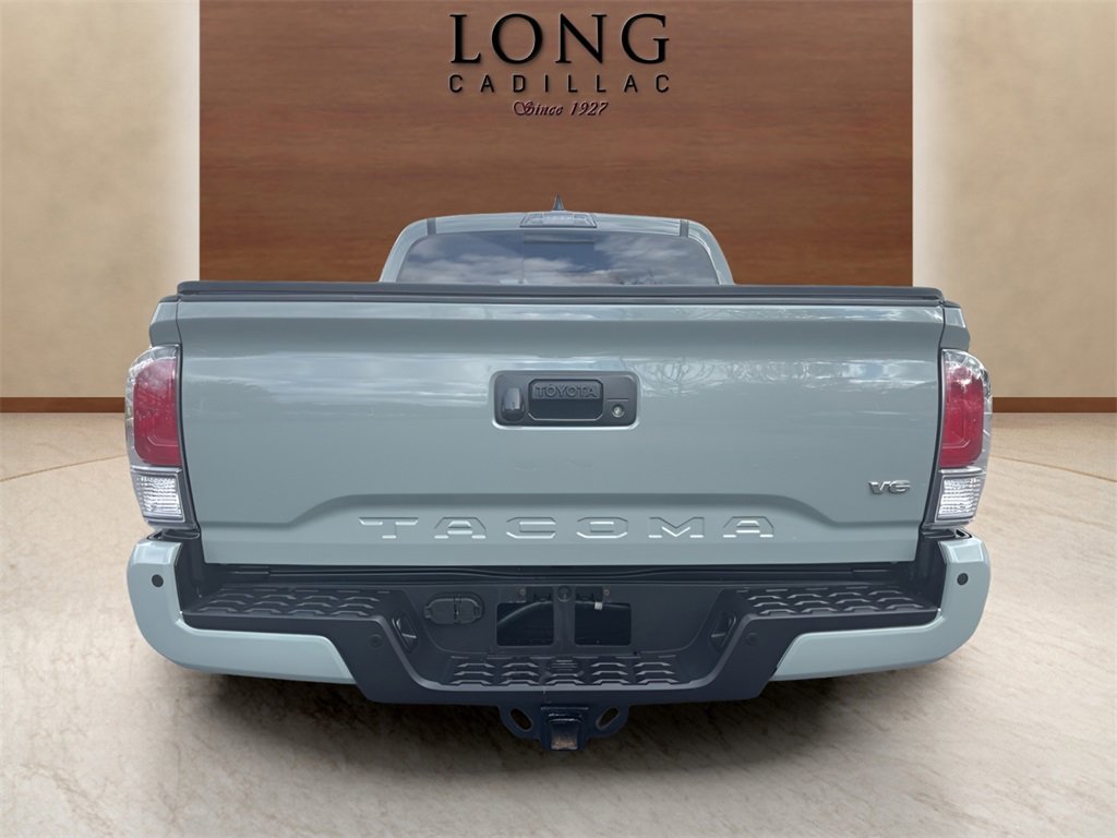 2022 Toyota Tacoma SR photo 3