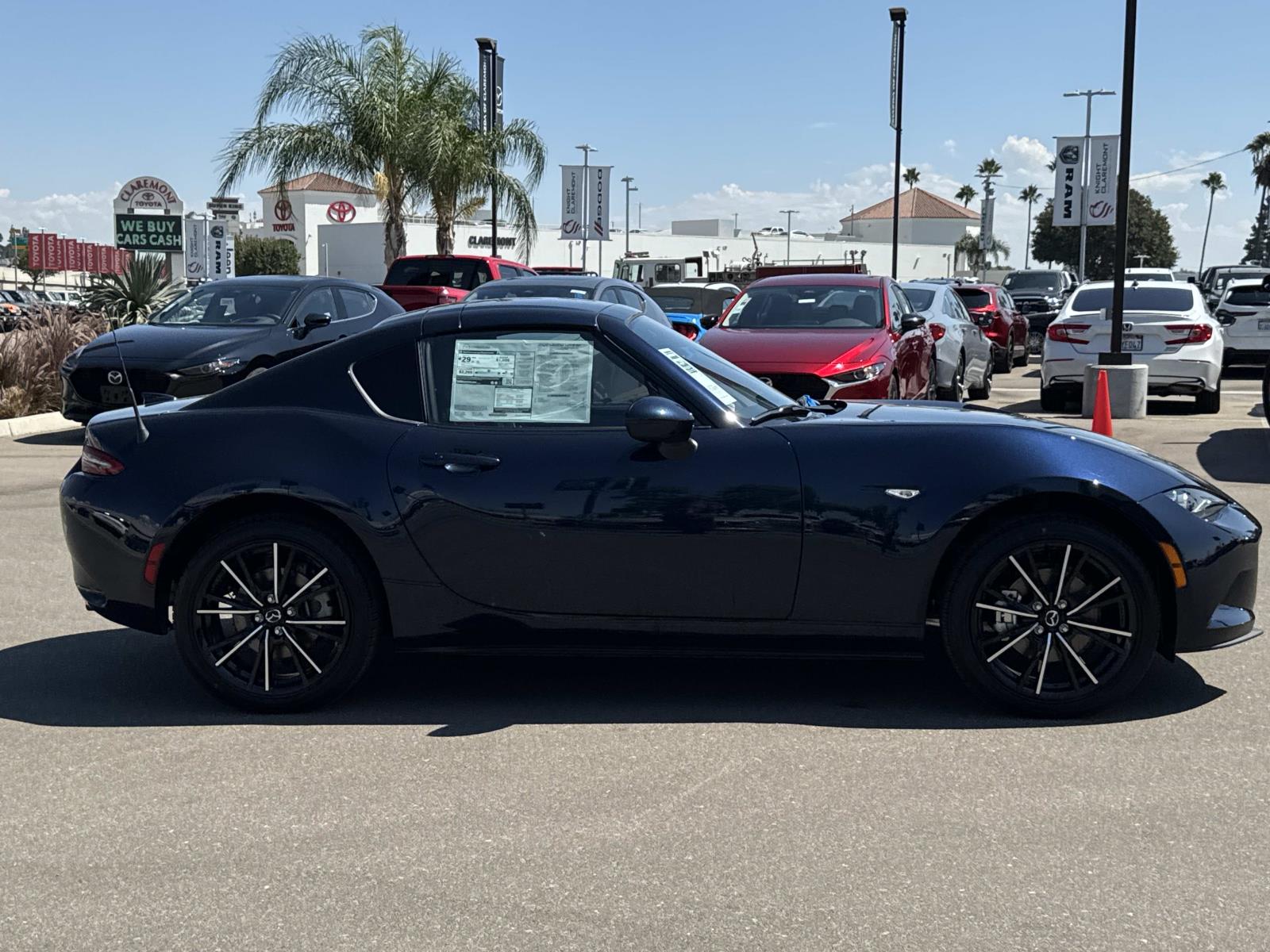 2025 Mazda MX-5 Miata Miata RF Grand Touring photo 4