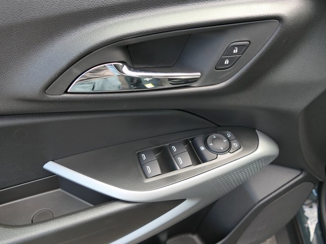 2026 Chevrolet Trax LS photo 9