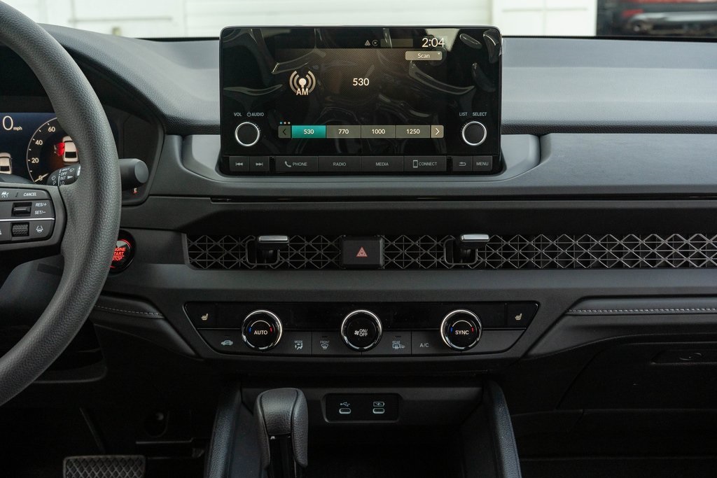 2025 Honda Accord SE photo 18