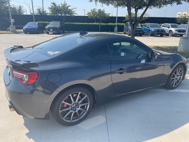 2017 Subaru BRZ Limited photo 3