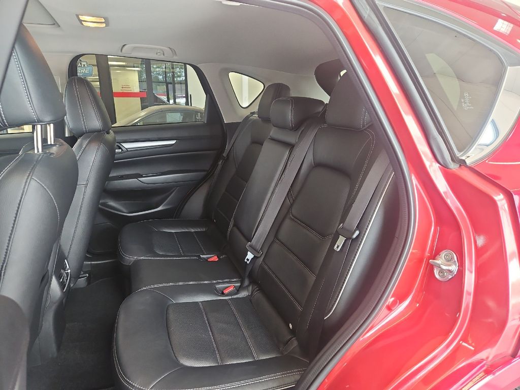 2024 Mazda CX-5 2.5 S Preferred photo 12