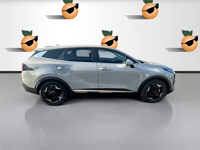 2026 Kia Sportage EX photo 8