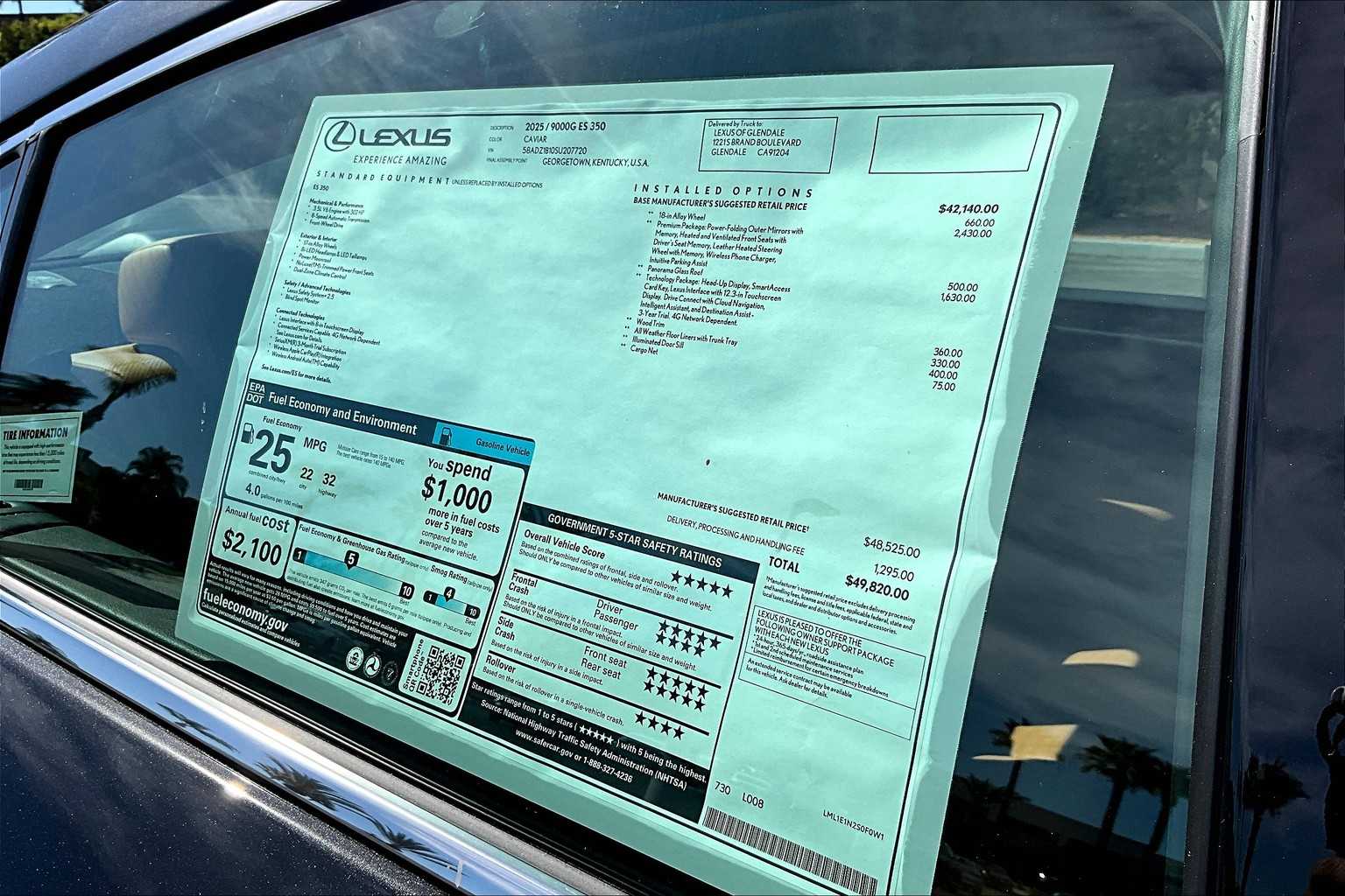 2025 Lexus ES 350 photo 18