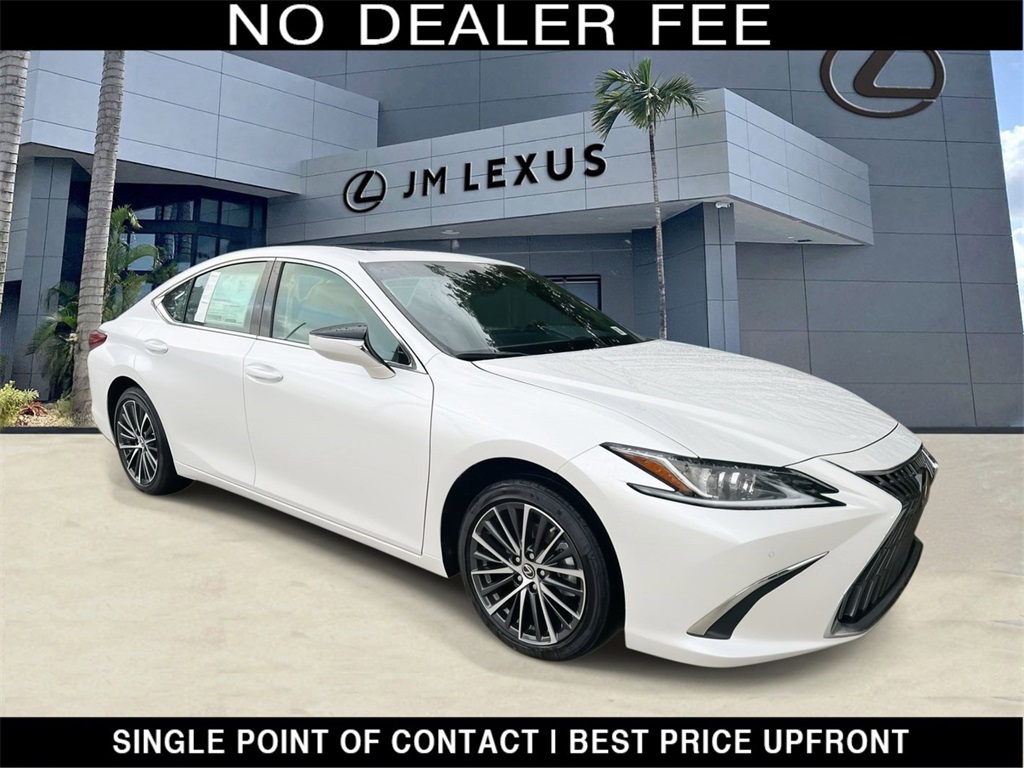 2025 Lexus ES 350's photo