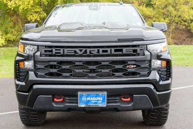 2023 Chevrolet Silverado 1500 Custom Trail Boss photo 2