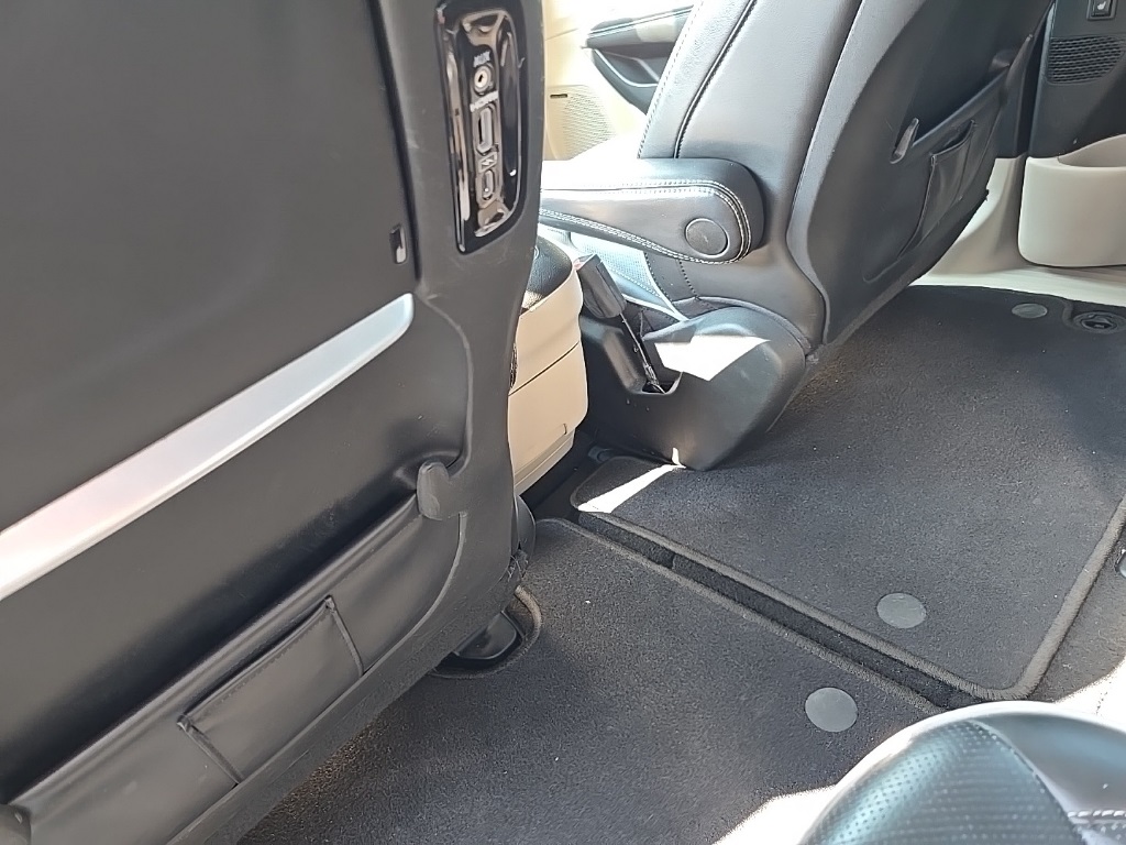 2022 Chrysler Pacifica Limited photo 40