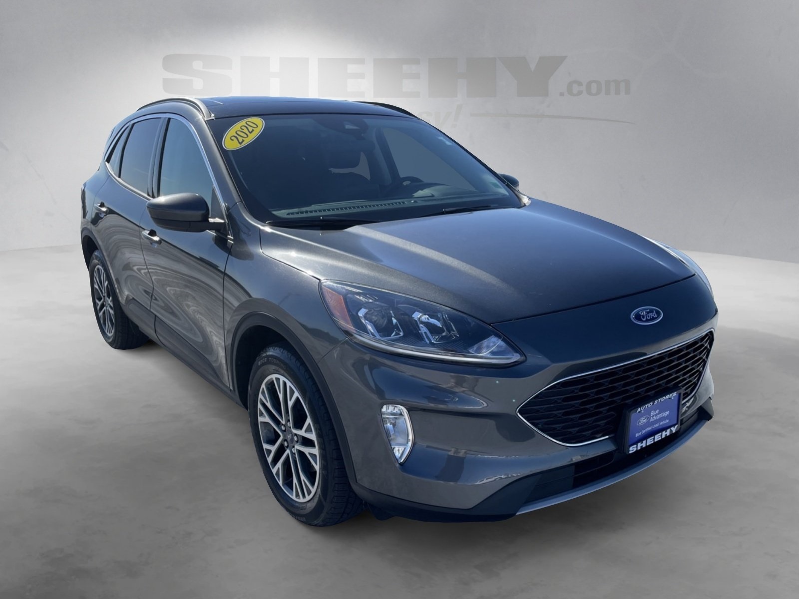 2020 Ford Escape SEL photo 2
