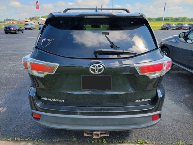 2015 Toyota Highlander XLE photo 3