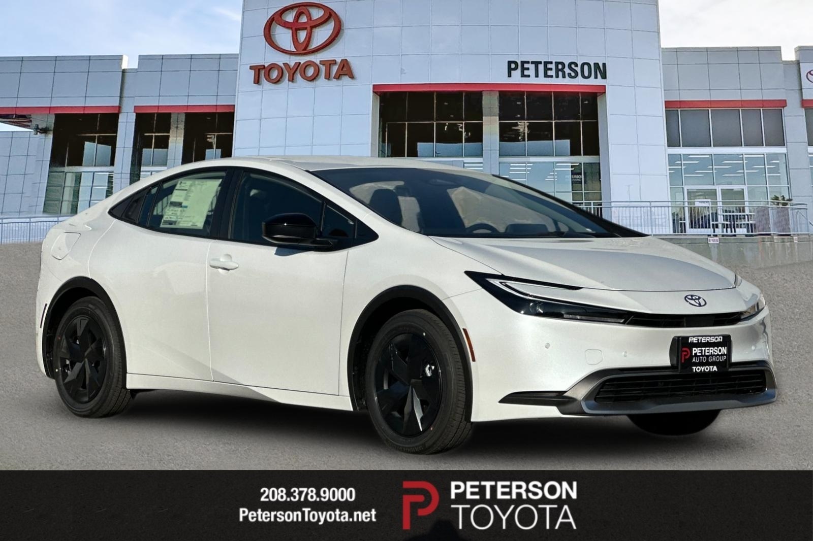 2026 Toyota Prius SE's photo