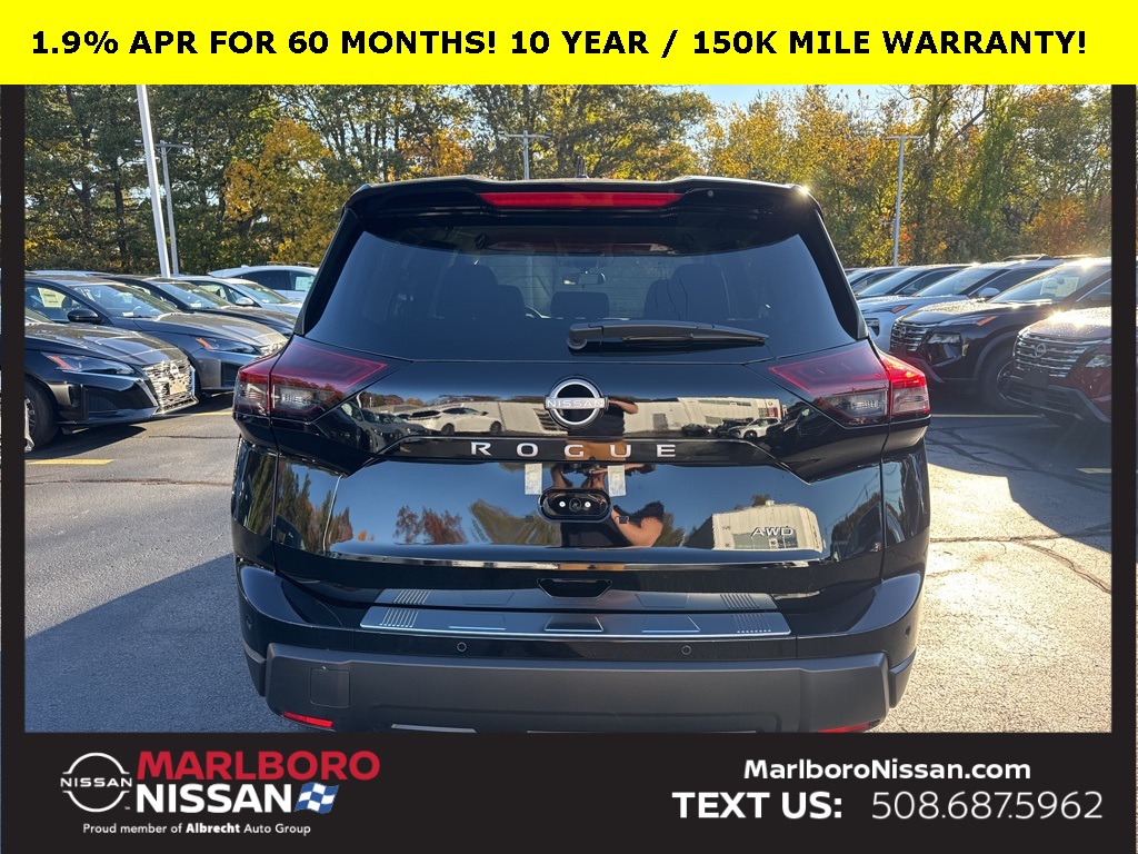 2026 Nissan Rogue SV photo 3