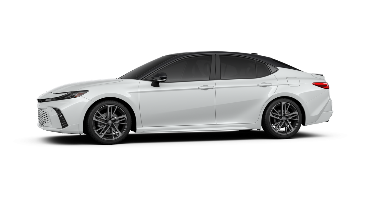 2025 Toyota Camry XSE photo 3