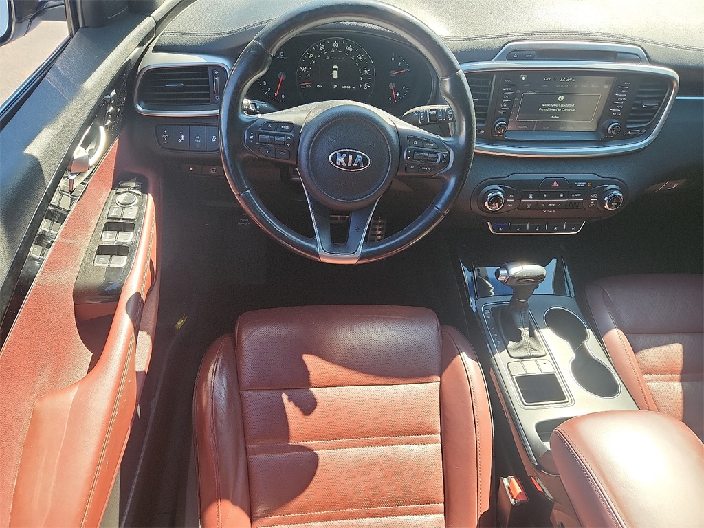 2016 Kia Sorento SX Limited photo 10