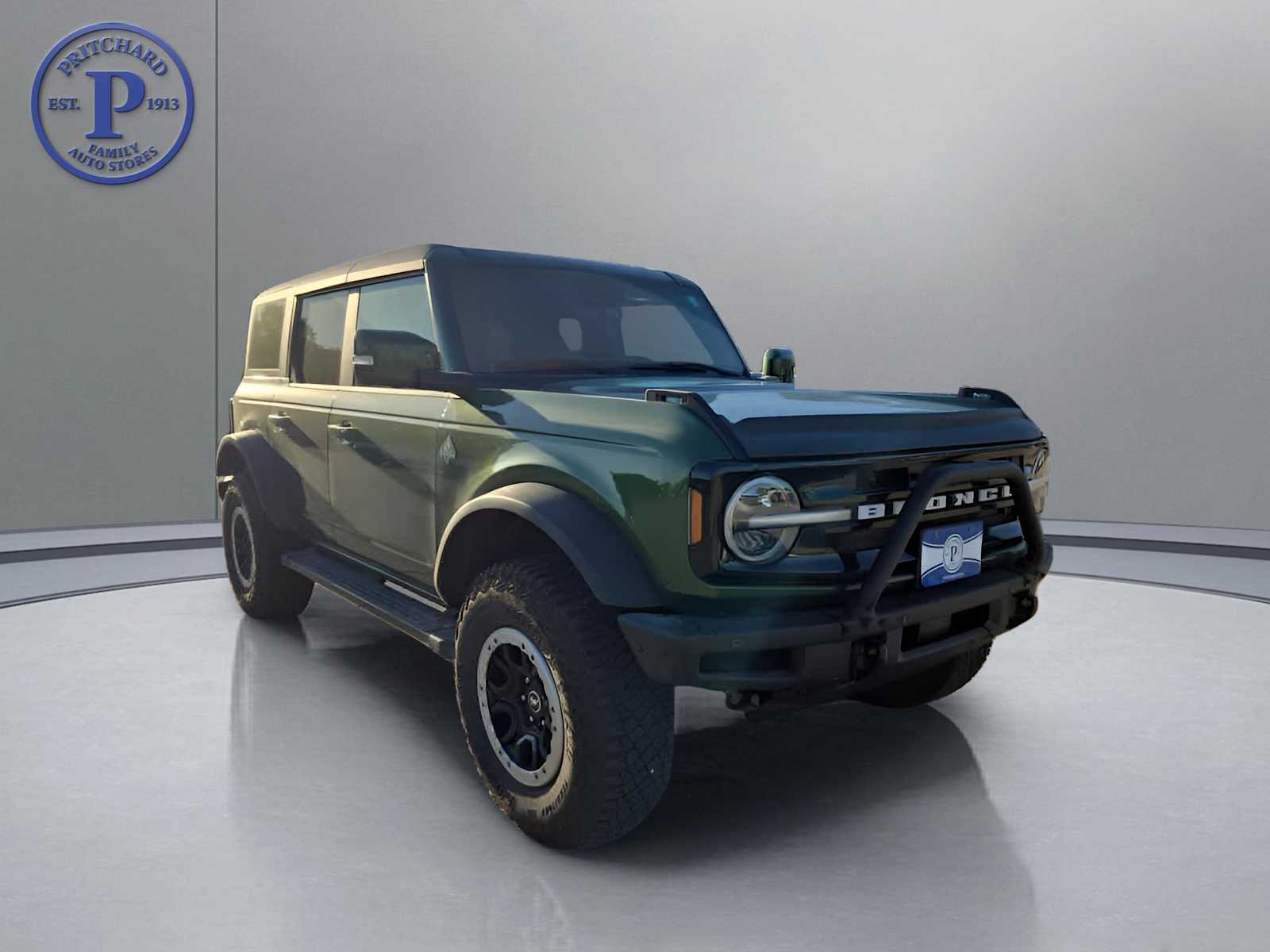 2023 Ford Bronco Outer Banks's photo