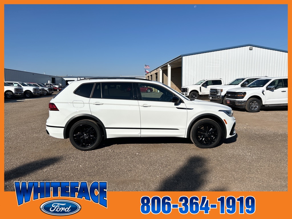 2022 Volkswagen Tiguan SE R-Line Black photo 4