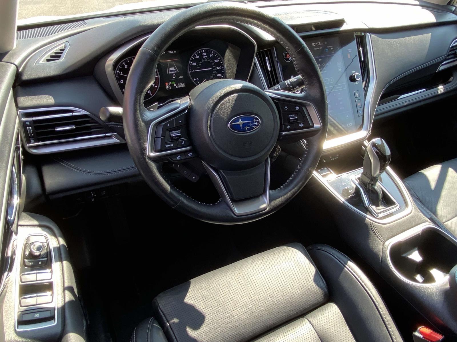 2022 Subaru Outback Limited photo 2