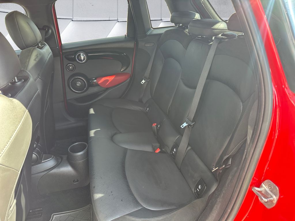 2019 Mini Cooper 4 Door Hardtop Signature photo 18