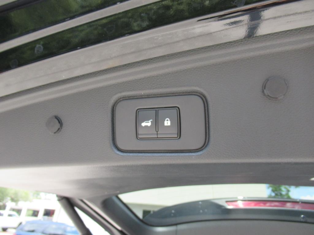 2023 Nissan Pathfinder SL photo 33