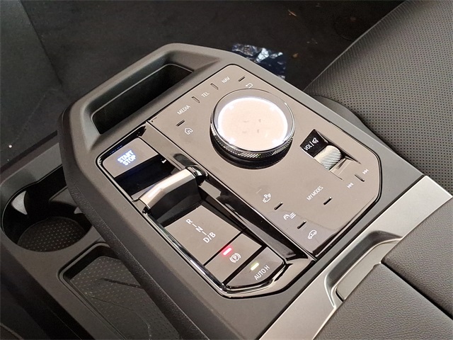 2025 Bmw iX photo 13