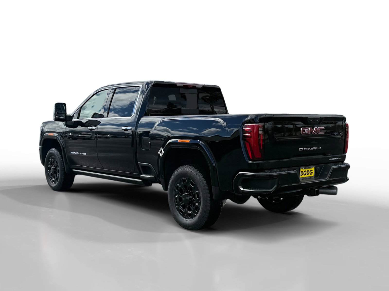 2025 Gmc Sierra 2500 HD Denali photo 3