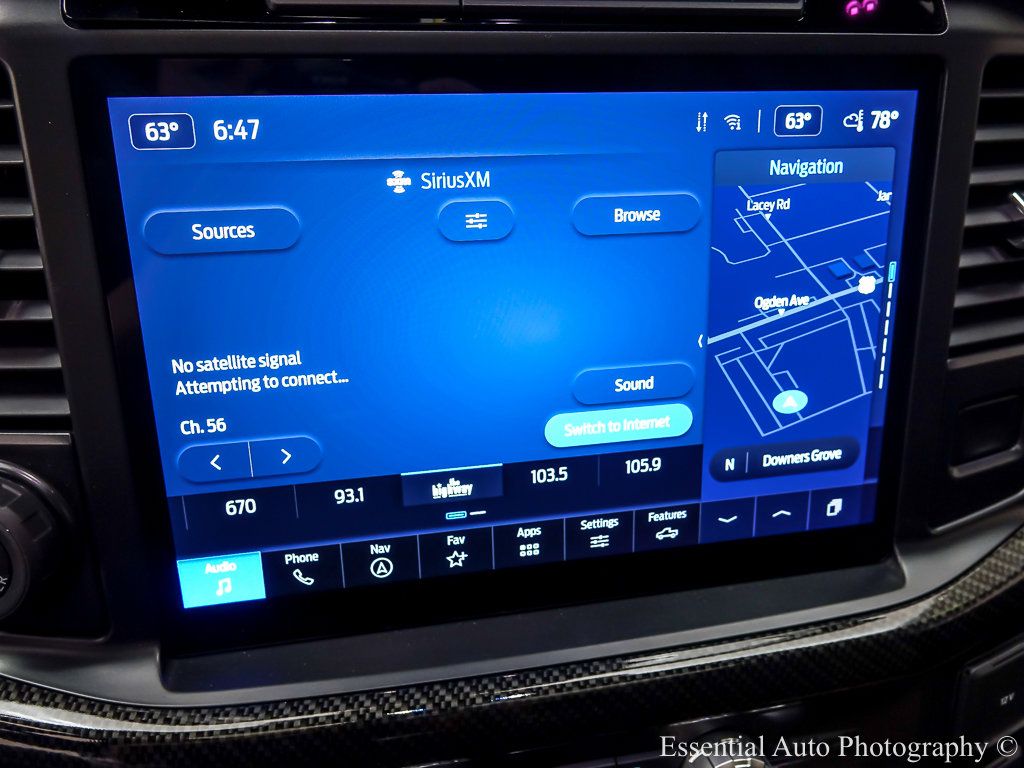 2025 Ford F-150 Lariat photo 14