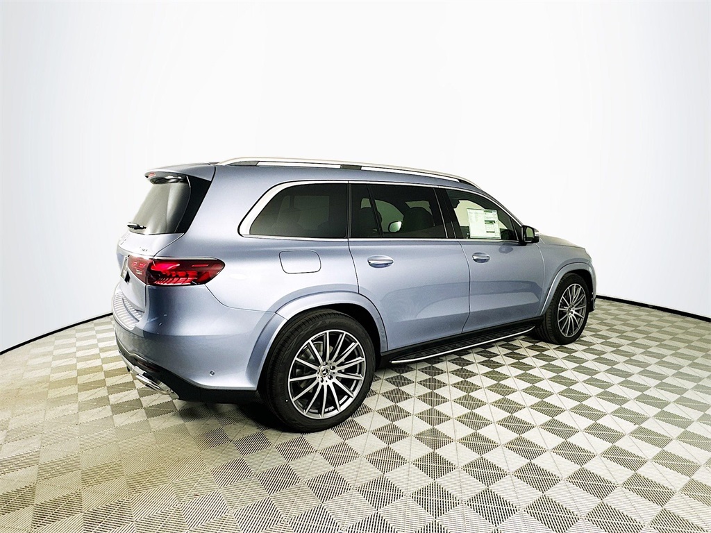 2026 Mercedes Benz GLS 580 4MATIC photo 7