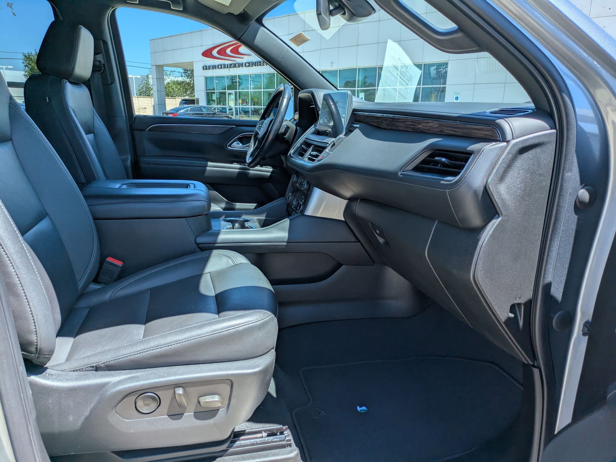2022 Chevrolet Tahoe Z71 photo 26