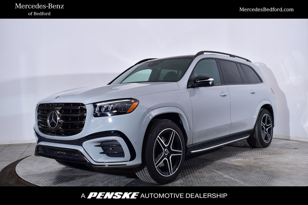 2025 Mercedes-Benz GLS Base's photo